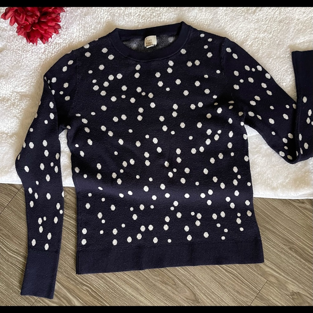 A.new.day sweater